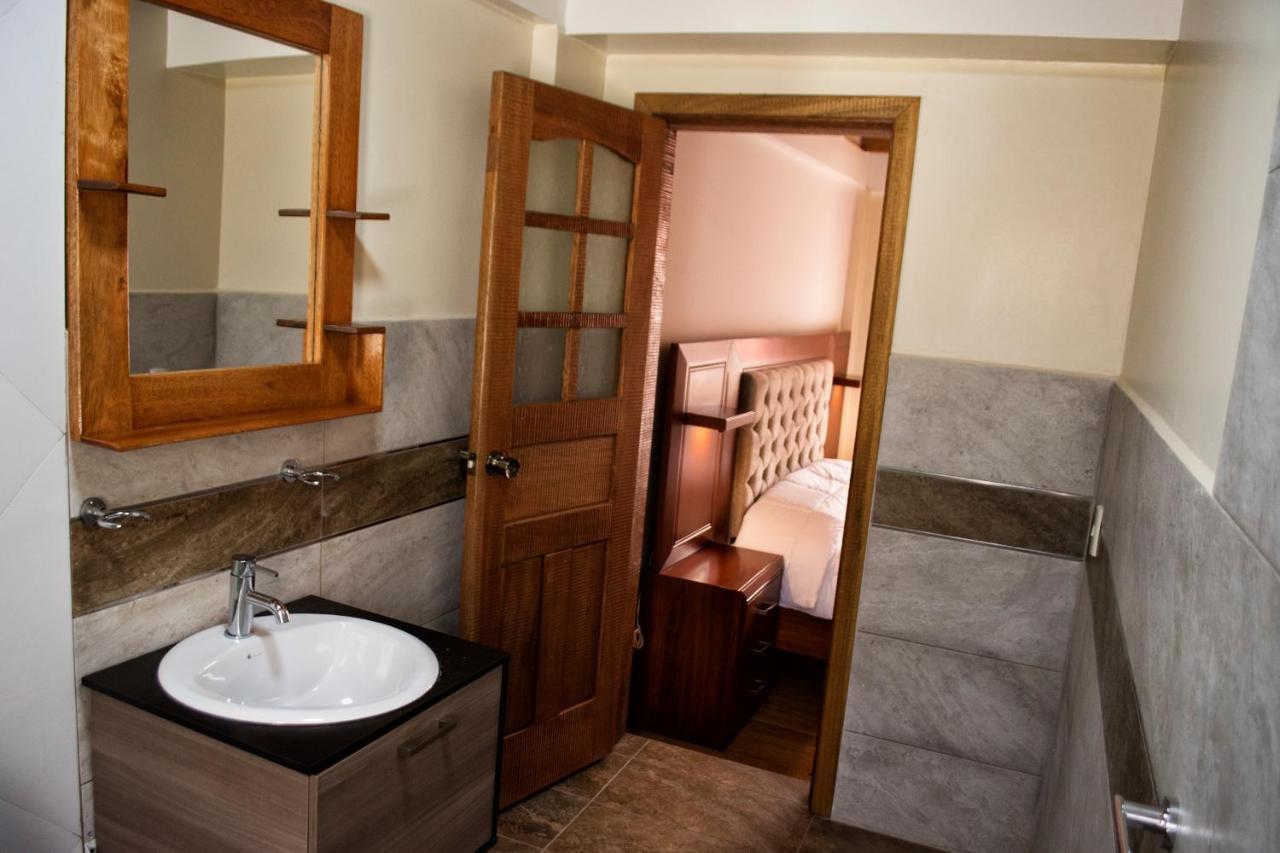 Imperial Zumbahua Hotel Zumbagua Bagian luar foto