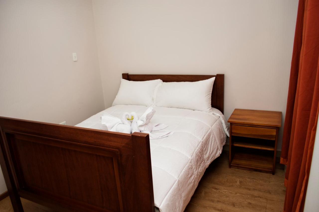 Imperial Zumbahua Hotel Zumbagua Bagian luar foto